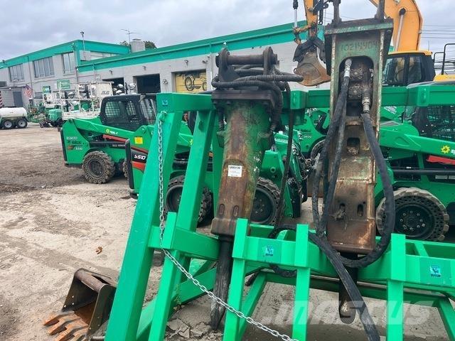 Epiroc SB 1102 Плуги
