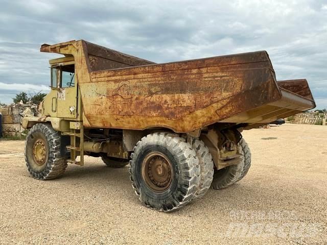 Euclid 215FD Зчленовані самоскиди