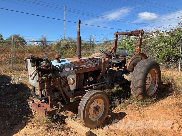 Ford 2810 Трактори