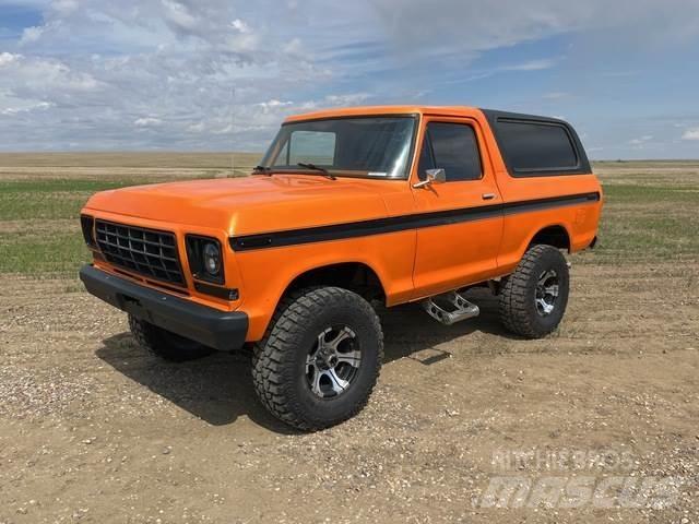 Ford Bronco Автомобілі