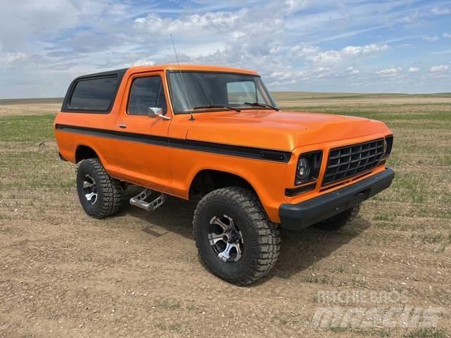 Ford Bronco Автомобілі