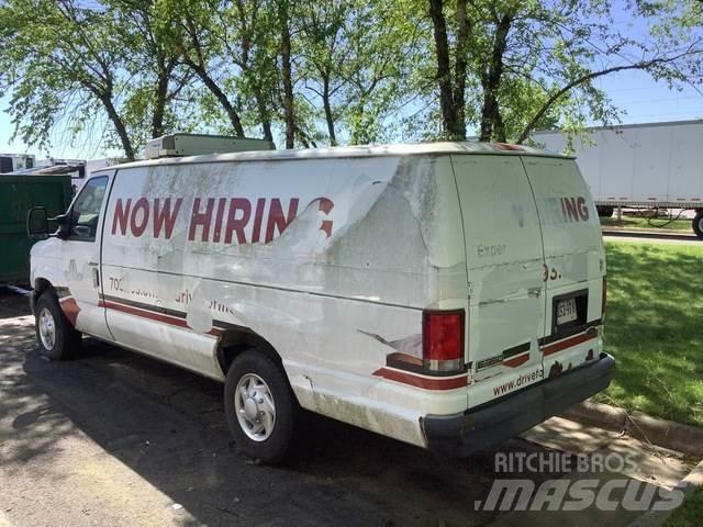 Ford E-350 Панельні фургони