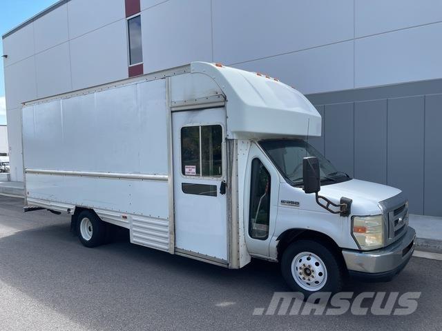 Ford E-350 Фургони