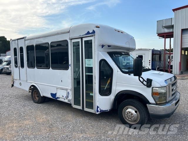 Ford E-350 Мікроавтобуси