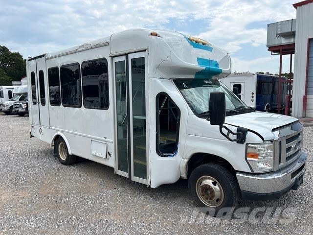 Ford E-350 Мікроавтобуси