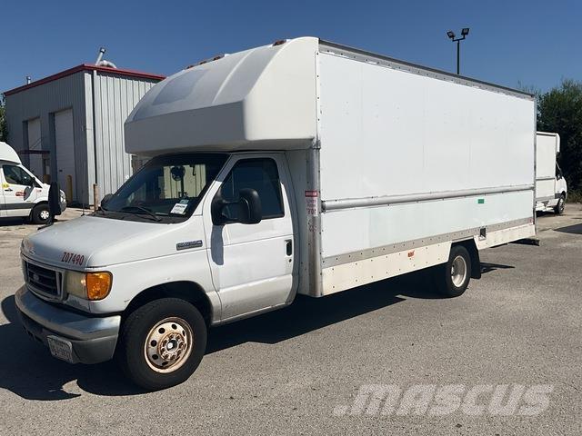 Ford E-350 Фургони