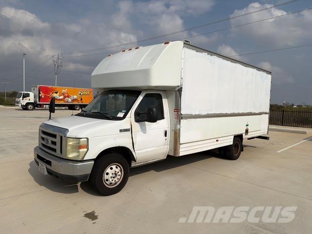 Ford E-350 Фургони