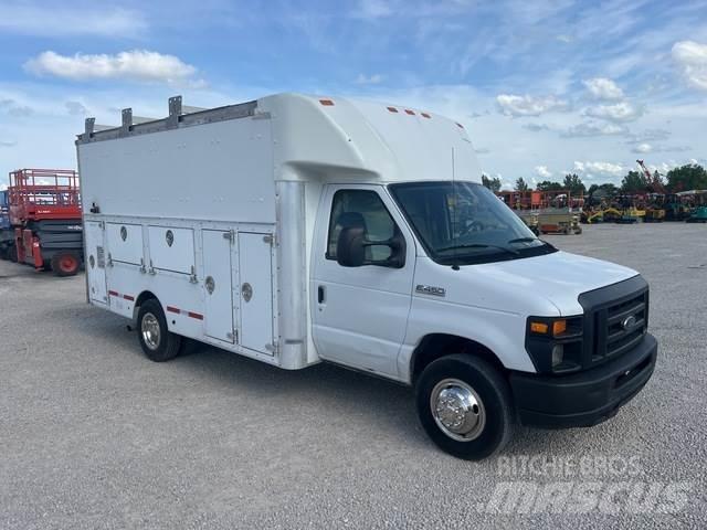 Ford E-450 Пікапи / Бічне розвантаження