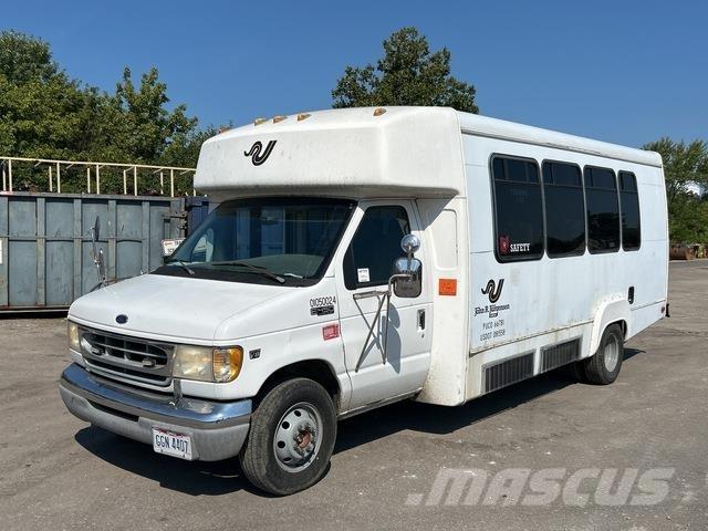 Ford E-450 Мікроавтобуси