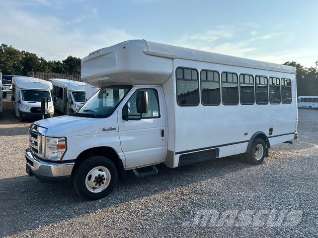 Ford E-450 Мікроавтобуси