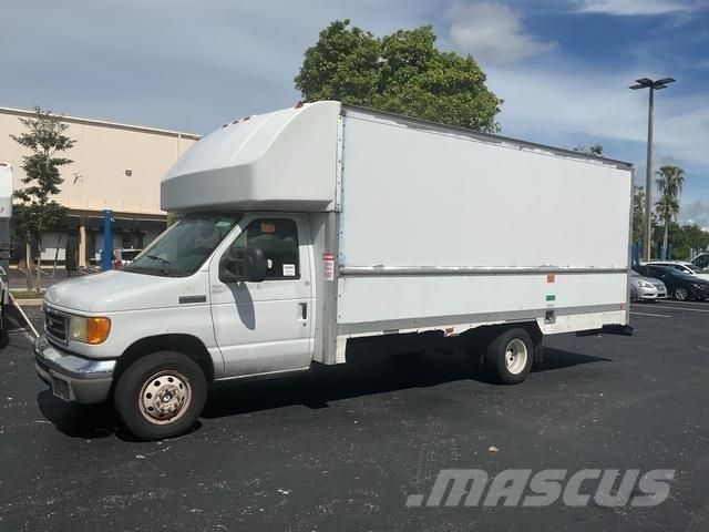Ford E350 Фургони
