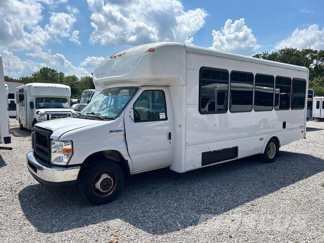 Ford E450 Мікроавтобуси
