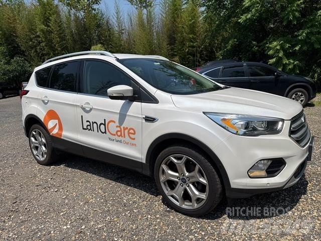 Ford Escape Автомобілі