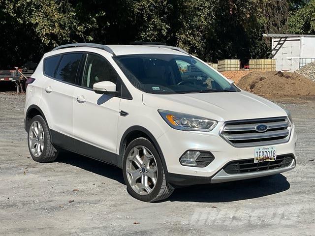 Ford Escape Автомобілі