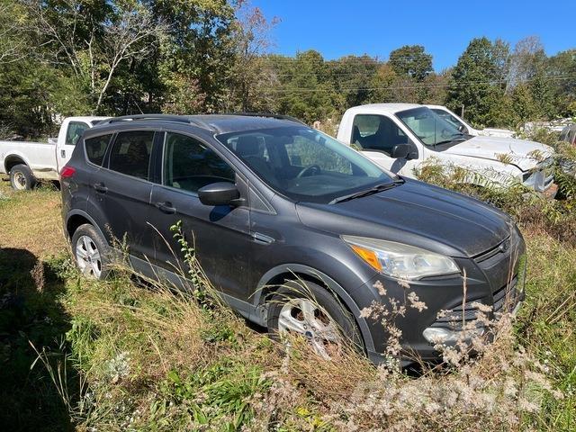 Ford Escape Автомобілі