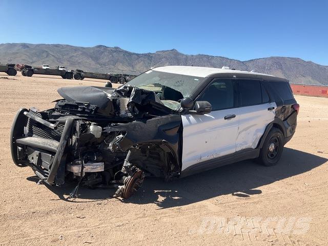 Ford Explorer Автомобілі