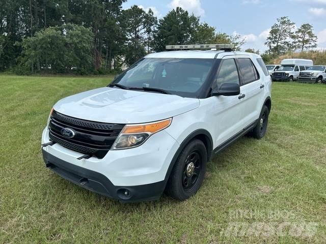 Ford Explorer Автомобілі