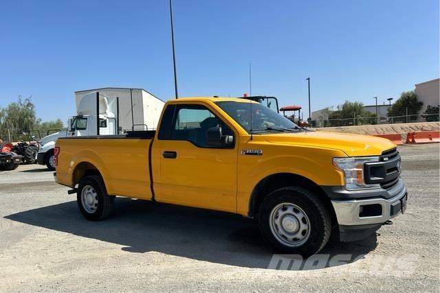 Ford F-150 Пікапи / Бічне розвантаження