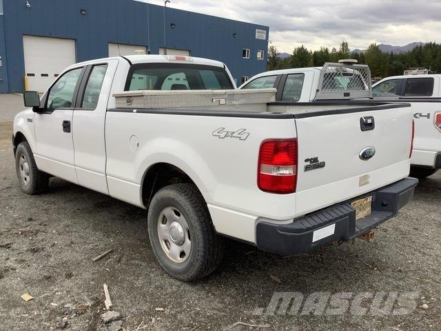 Ford F-150 Пікапи / Бічне розвантаження