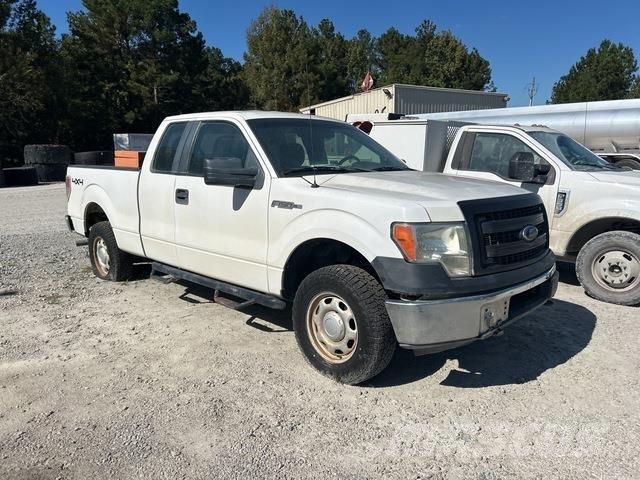 Ford F-150 Пікапи / Бічне розвантаження