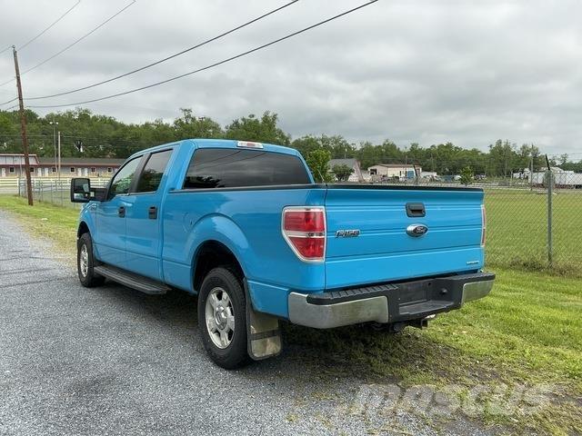 Ford F-150 Пікапи / Бічне розвантаження