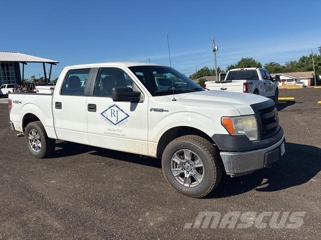 Ford F-150 Пікапи / Бічне розвантаження