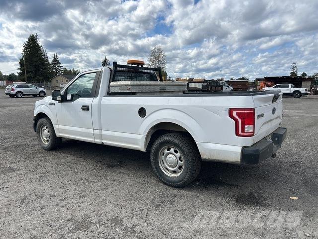 Ford F-150 Пікапи / Бічне розвантаження