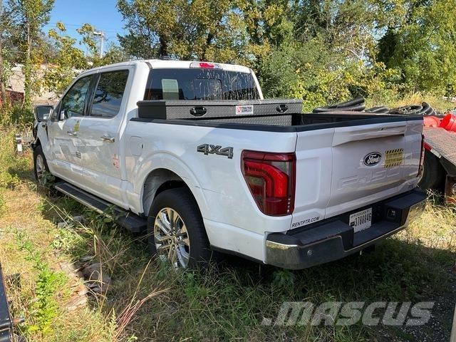 Ford F-150 Пікапи / Бічне розвантаження