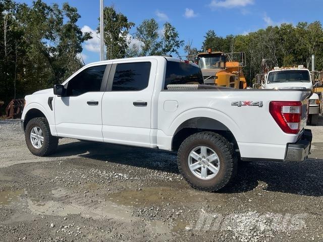 Ford F-150 Пікапи / Бічне розвантаження