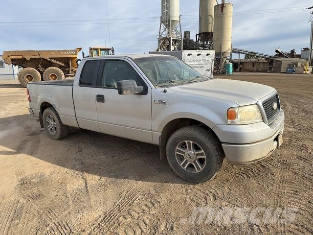 Ford F-150 Пікапи / Бічне розвантаження