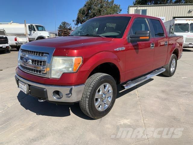 Ford F-150 Пікапи / Бічне розвантаження