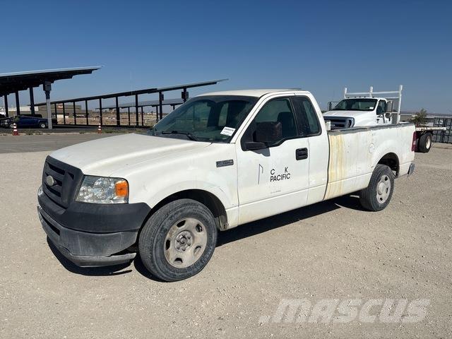 Ford F-150 Пікапи / Бічне розвантаження