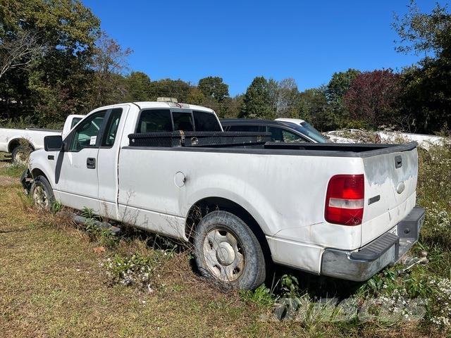 Ford F-150 Пікапи / Бічне розвантаження