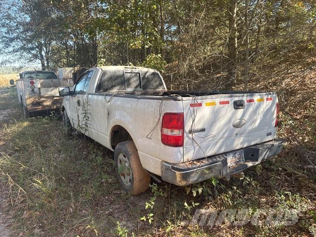 Ford F-150 Пікапи / Бічне розвантаження