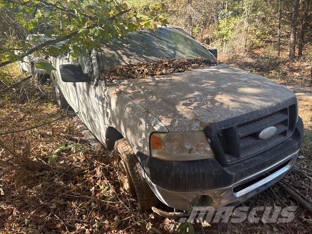 Ford F-150 Пікапи / Бічне розвантаження