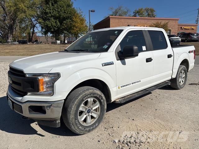 Ford F-150 Пікапи / Бічне розвантаження