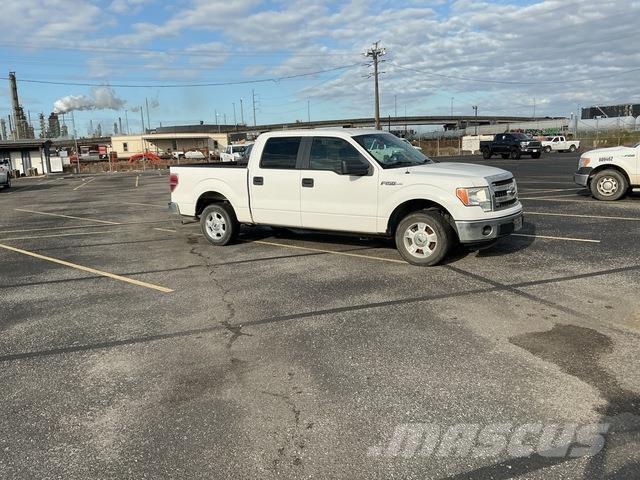 Ford F-150 Пікапи / Бічне розвантаження