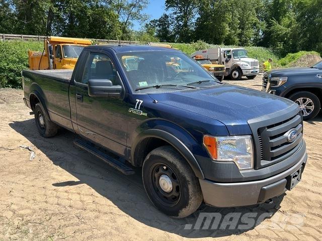 Ford F-150 XL Пікапи / Бічне розвантаження