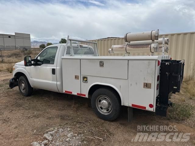 Ford F-250 Pick up/Dropside