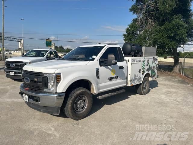 Ford F-250 Комунальні автомобілі / автомобілі загального призначення