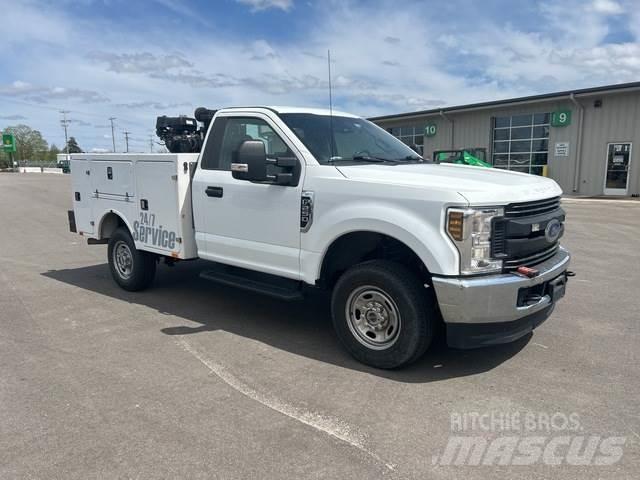 Ford F-250 Пікапи / Бічне розвантаження