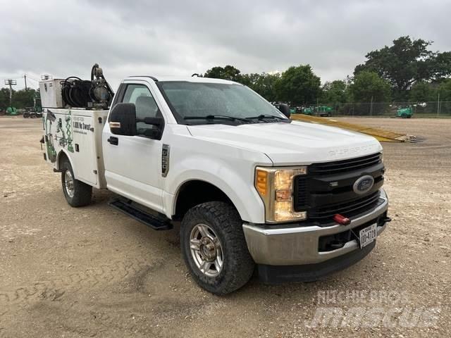 Ford F-250 Комунальні автомобілі / автомобілі загального призначення