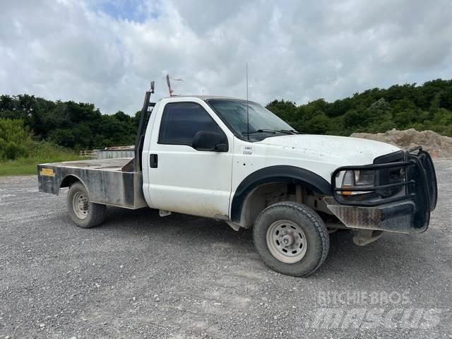 Ford F-250 Вантажівки-платформи/бокове розвантаження