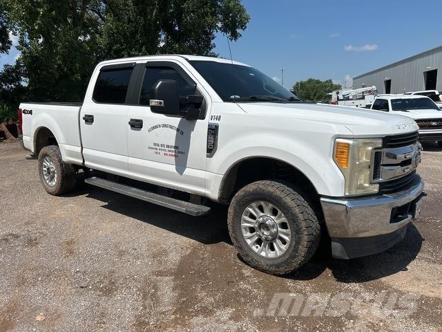 Ford F-250 Пікапи / Бічне розвантаження