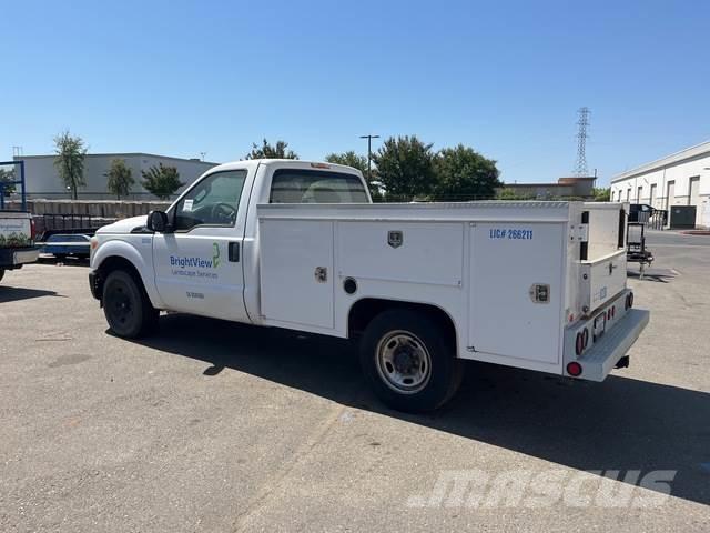 Ford F-250 Пікапи / Бічне розвантаження