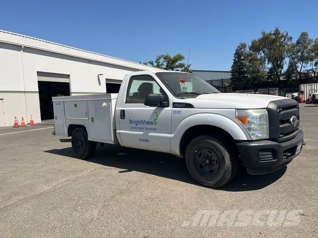Ford F-250 Пікапи / Бічне розвантаження