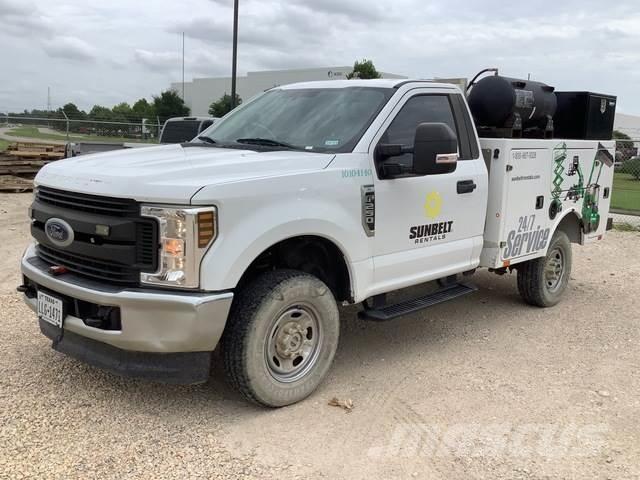 Ford F-250 Комунальні автомобілі / автомобілі загального призначення