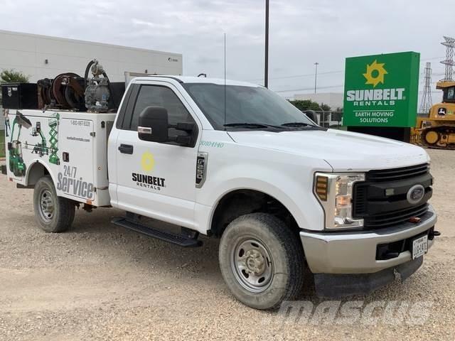 Ford F-250 Комунальні автомобілі / автомобілі загального призначення