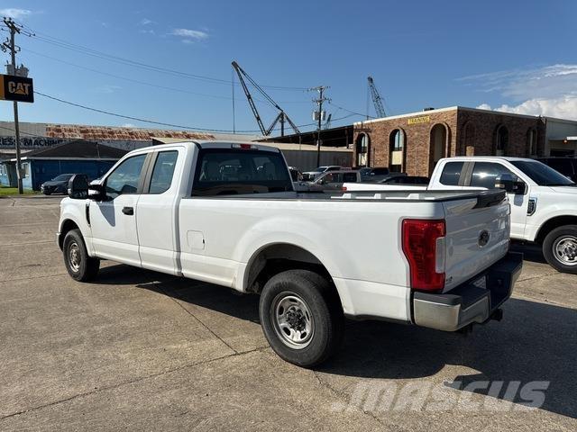 Ford F-250 Інше