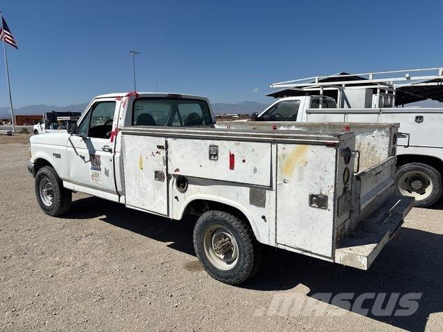Ford F-250 Пікапи / Бічне розвантаження